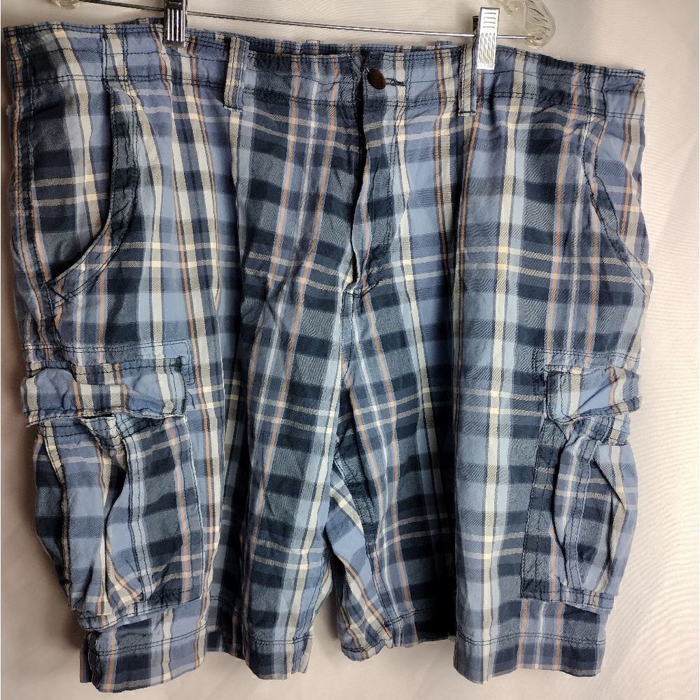 Foundry cargo shorts 